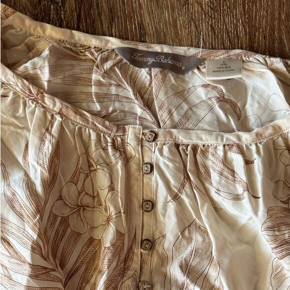 Tommy Bahama Size Small 100% Silk Tan Floral Pattern Top - Picture 4 of 5